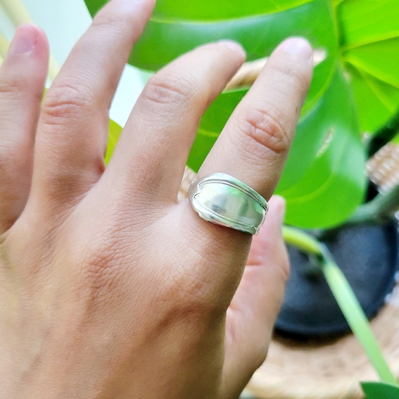 Vintage Silver Spoon Ring, size 7.5 - Picture 5 of 11